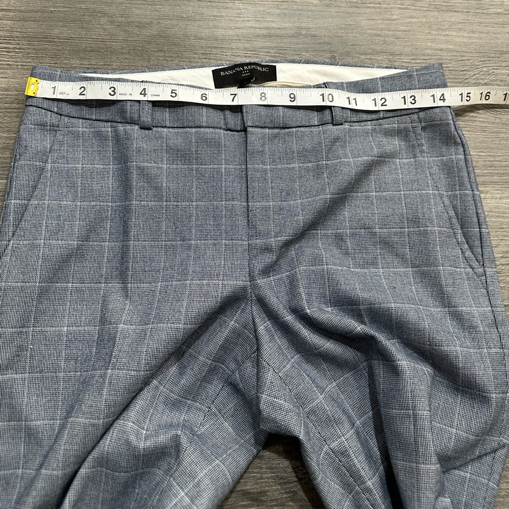Women’s Banana Republic Navy & White Windowpane Ryan Dress Pants - Picture 4 of 8